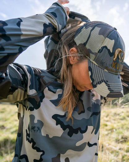 Women's Gila LS Hoodie | Black