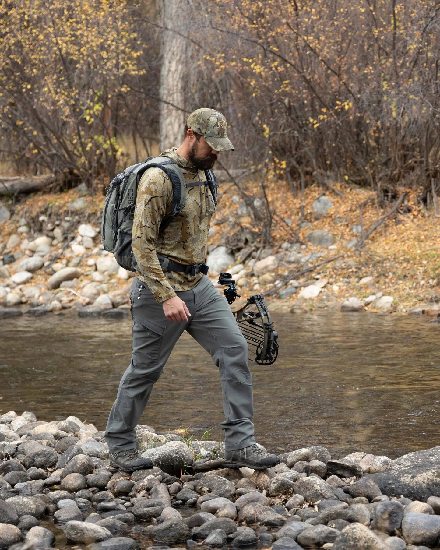 ULTRA Merino 145 Zip-T Hunting Hoodie | Vias
