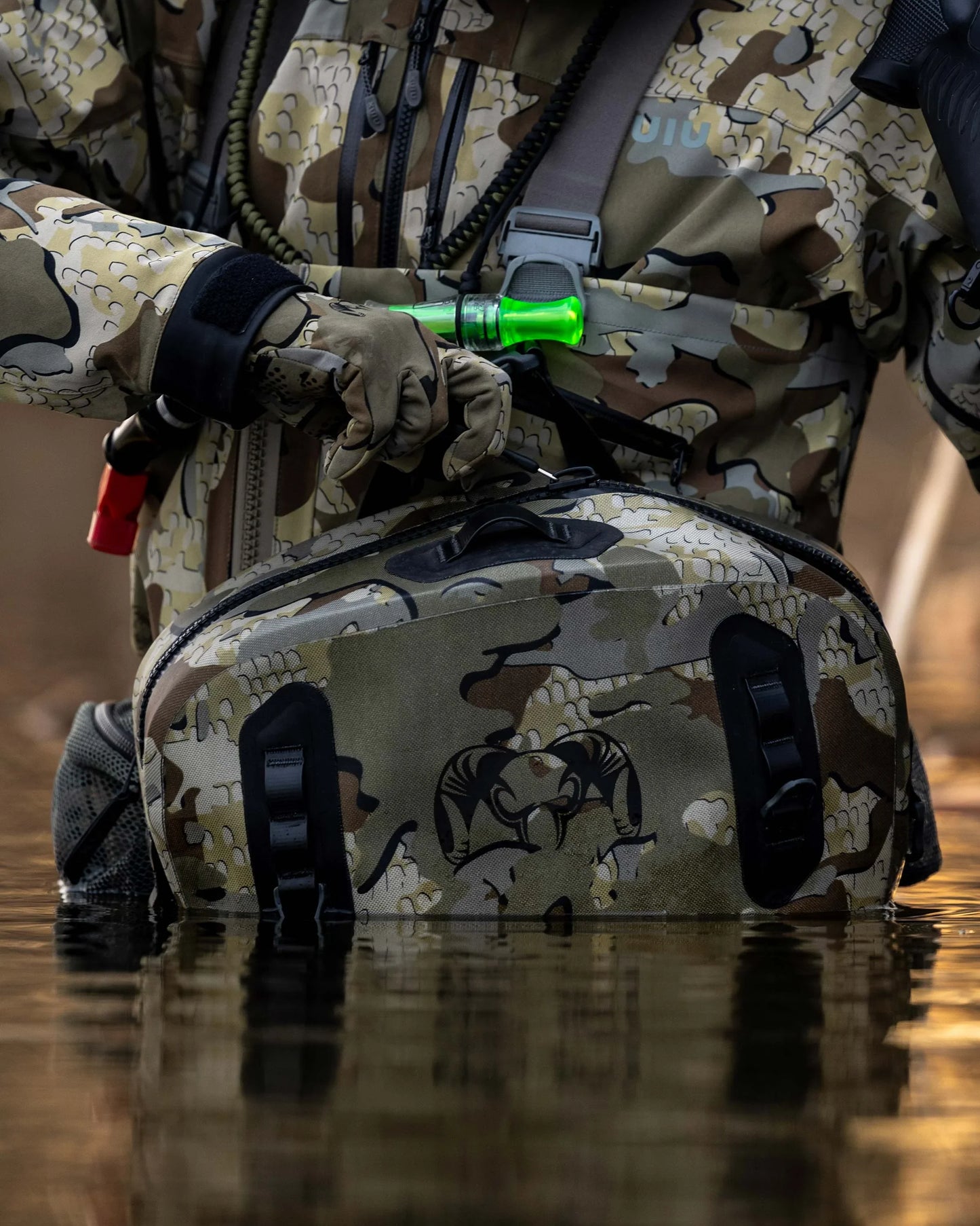 DeltaStorm 800 Submersible Waistpack | Coyote Brown